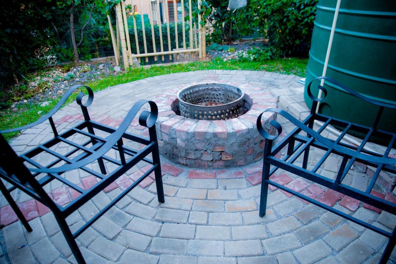 Sanctuary Aparthotel-Ac-Garden- Solar-Wi-Fi -Firepit-Park-Carport Lusaka Zewnętrze zdjęcie